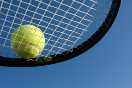 tennis strings and tennis elbow